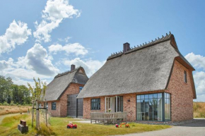 Reetdorf Geltinger Birk Malerhaus Leuchtfeuer, Nieby